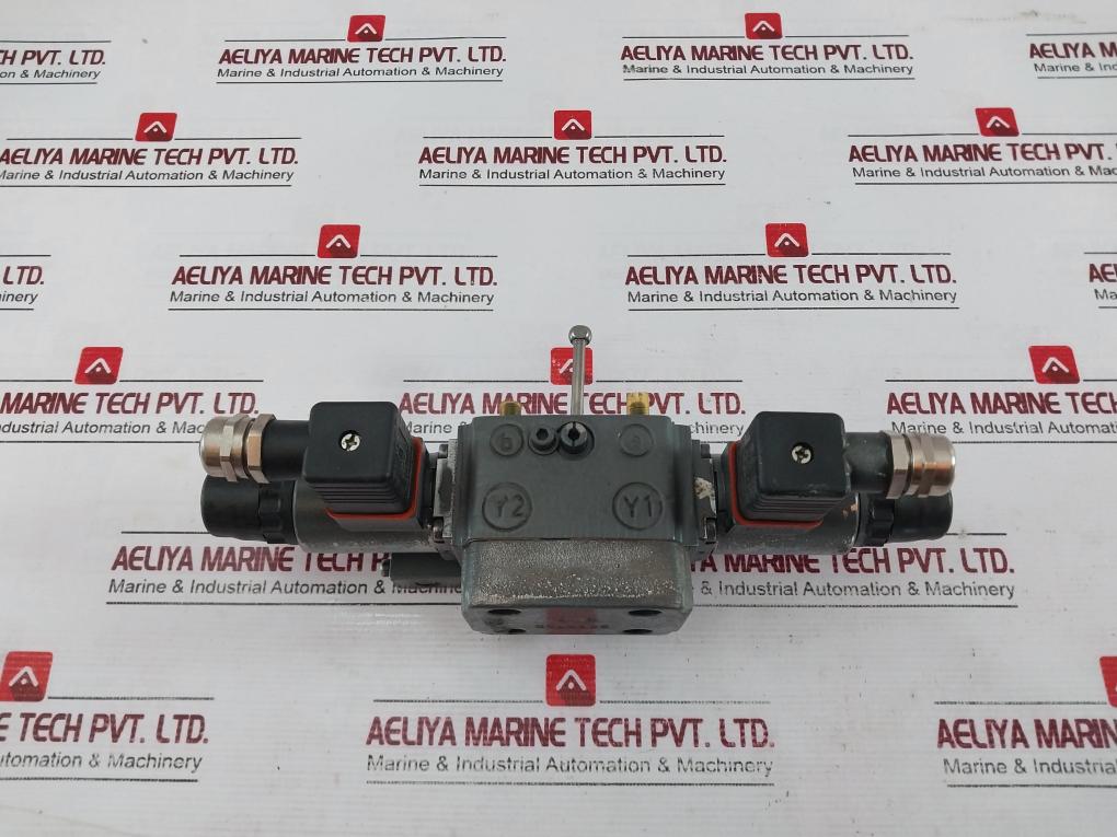 Rexroth Sg5 Solenoid Valve 24V R902602653 12B Gdm