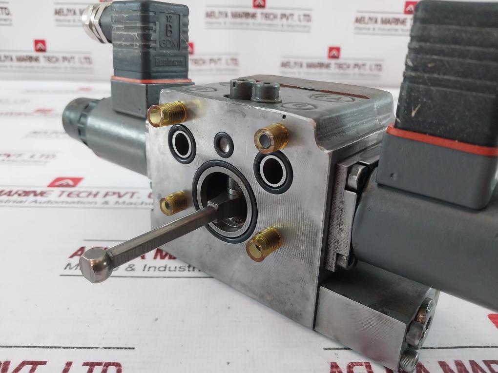 Rexroth Sg5 Solenoid Valve 24V R902602653 12B Gdm