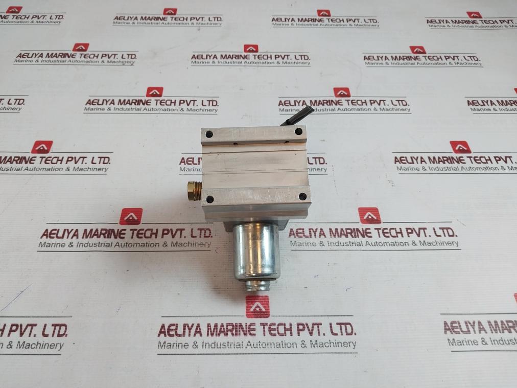 Rexroth (7877)-06 W 15 Pressure Regulator Proportional Valve P-031112-02010