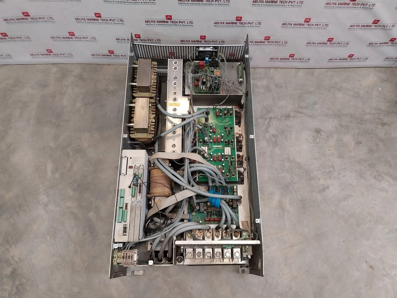 Rexroth Indramat Diax03 Dkr04.1-w400 Drive Controller Ac 400-480V 170A 50-60Hz