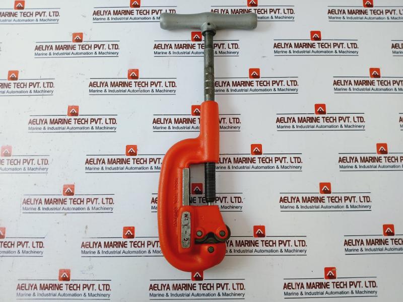 Ridge Tool 2a/202 Heavy Duty Pipe Cutter 1/8-2”