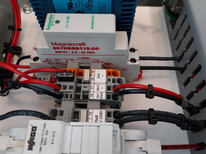Rigstat Sm201291-bxg Gps Junction Box 01117069Skydbfe Idp-680