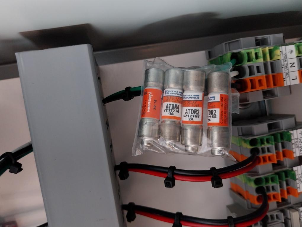 Rigstat Sm201291-bxg Gps Junction Box 01117069Skydbfe Idp-680