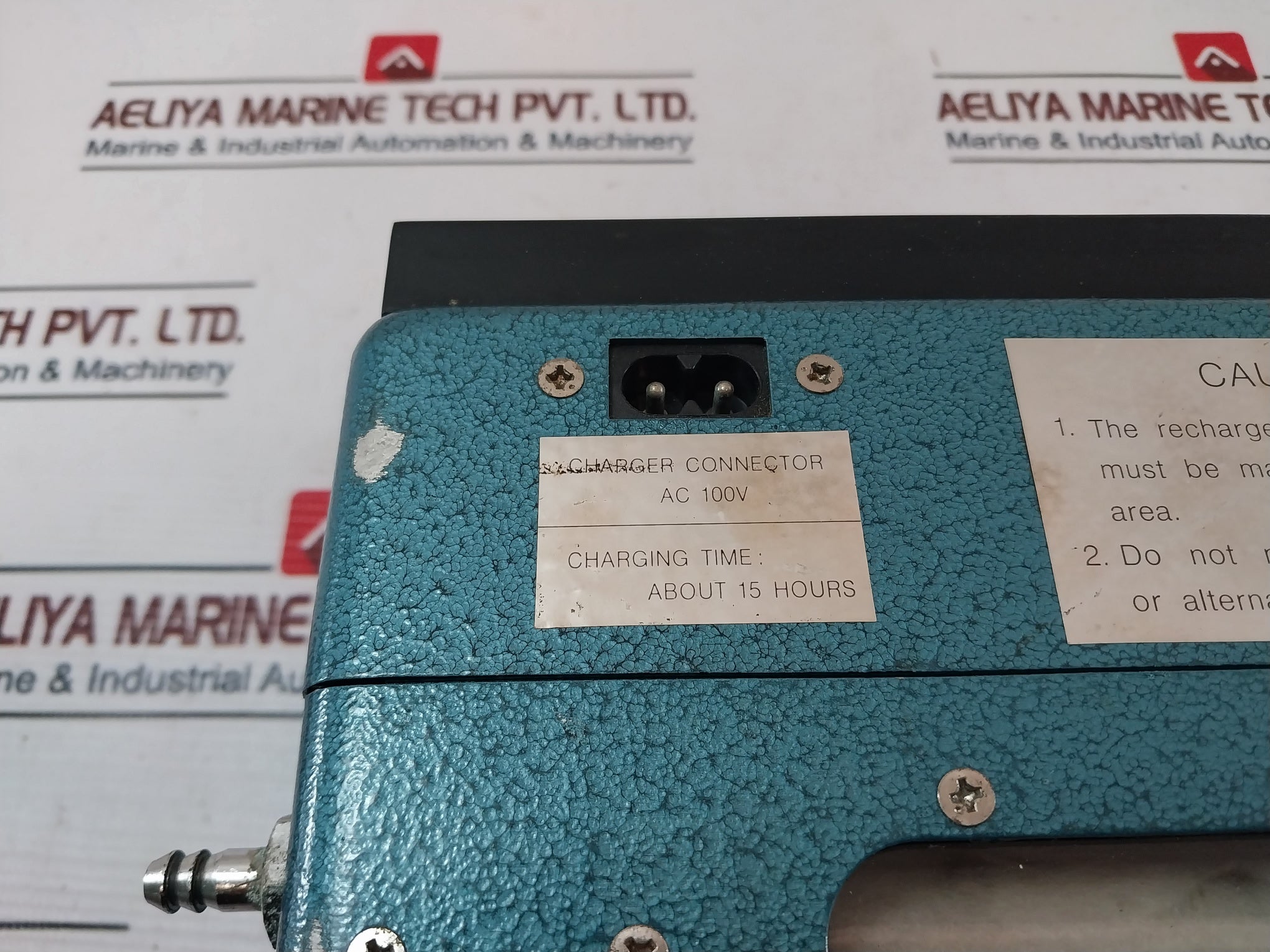 Riken Fine Ox-1 Combustible Gas Detector Monitor Ac 100V