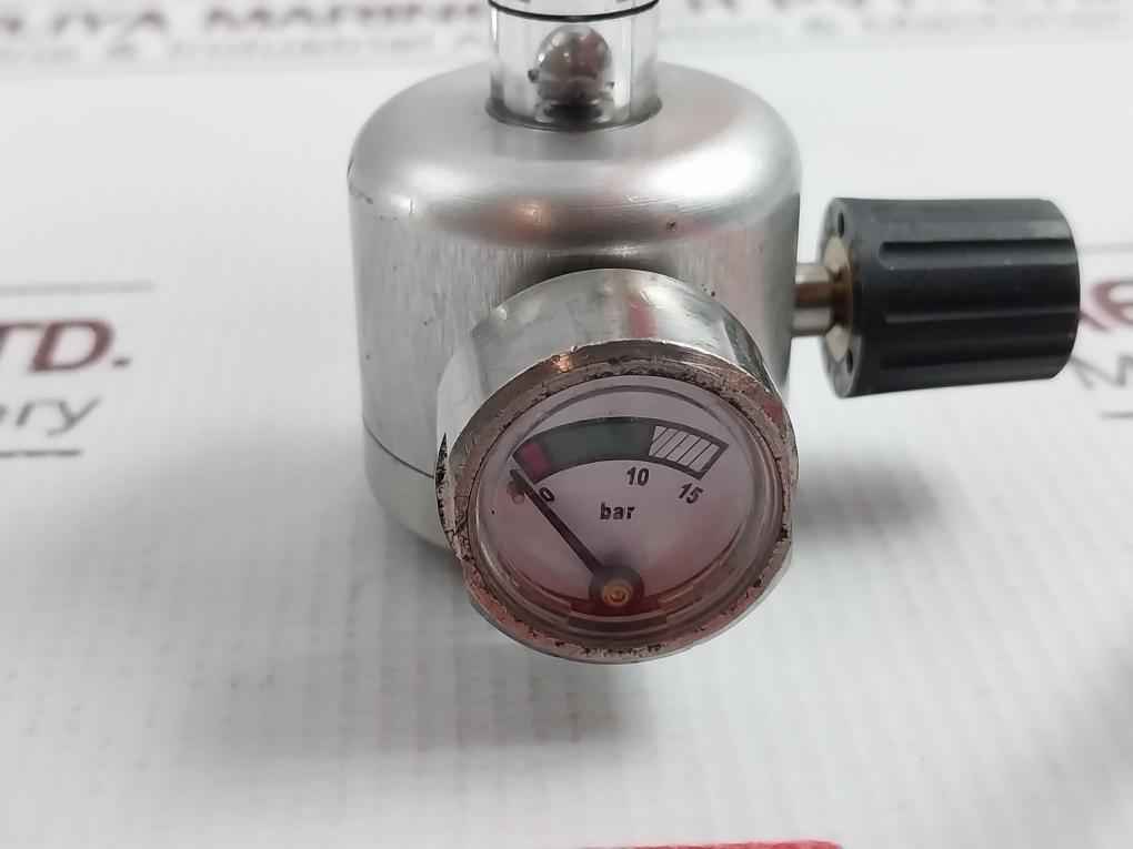 Riken Keiki 0.2-1.0 L/Min Gas Pressure Regulator Va-10/09459 0-15 Bar 80 Cm