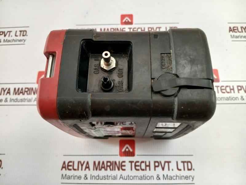 Riken Keiki Portable Gas Monitor Dc12V -20˚C Ta +50˚C Part No: Gx-8000 (Ex Type B)