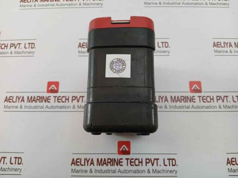 Riken Keiki Portable Gas Monitor Dc12V -20˚C Ta +50˚C Part No: Gx-8000 (Ex Type B)