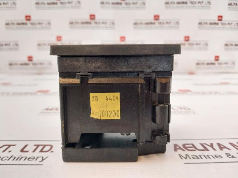 Rishabh Zq 72 Analog Panel Meter 850V, 45 50-55 Hz (Ci), 440V