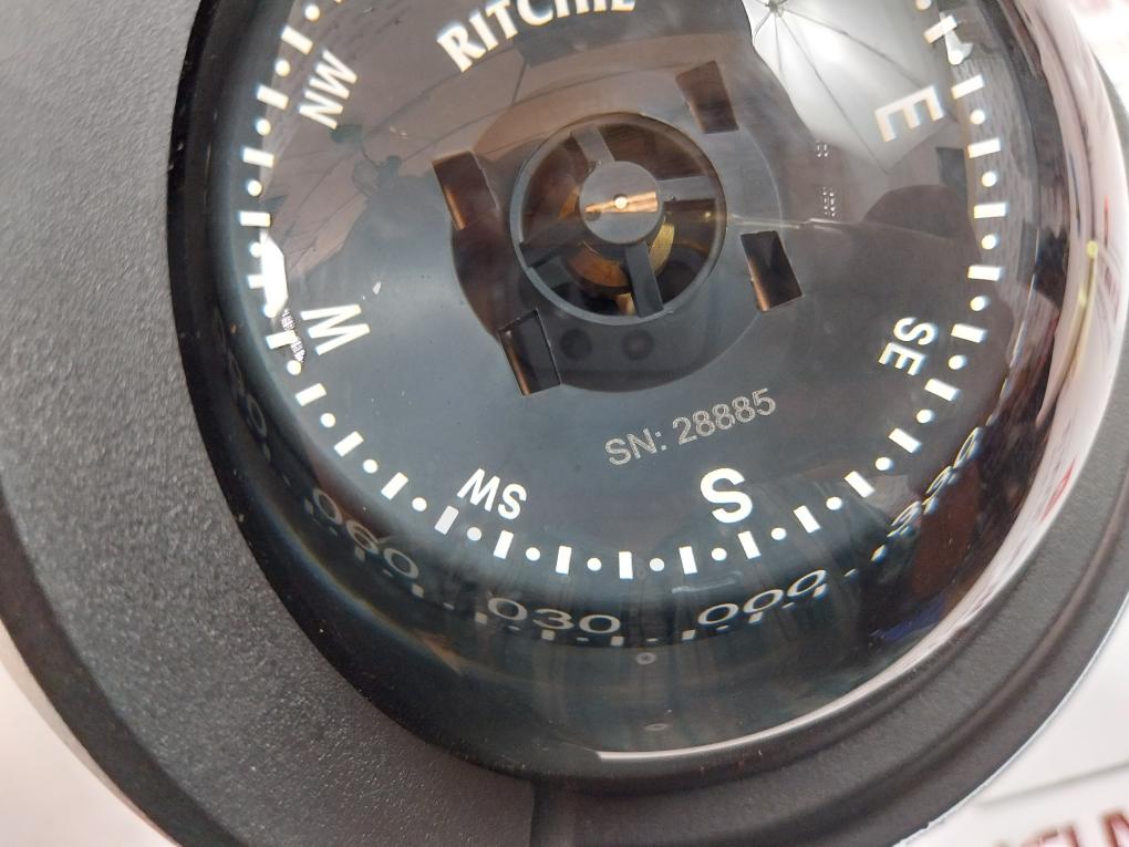 Ritchie B-81-wm Voyager Bracket Mount Compass - A170028885 , 0-330