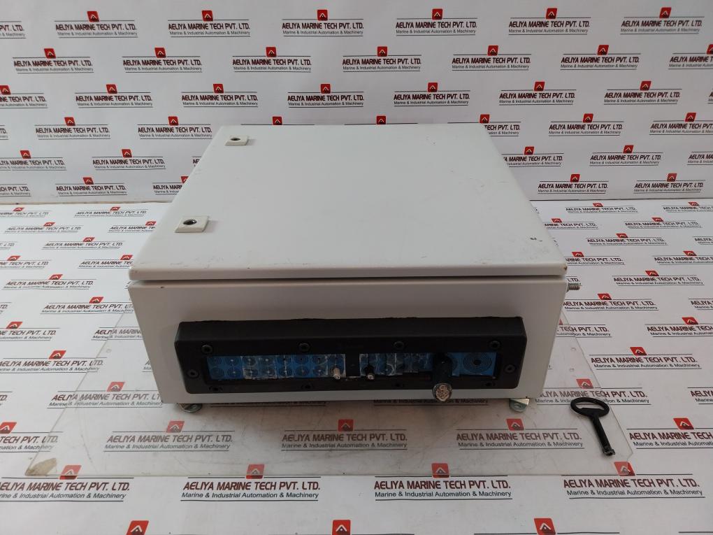 Rittal Ae 1050.500 Electrical Enclosure 440V 16A