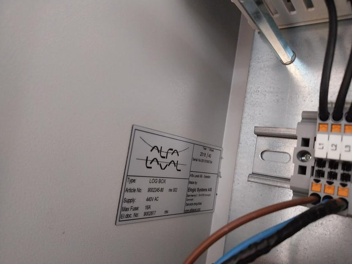 Rittal Ae 1050.500 Electrical Enclosure 440V 16A