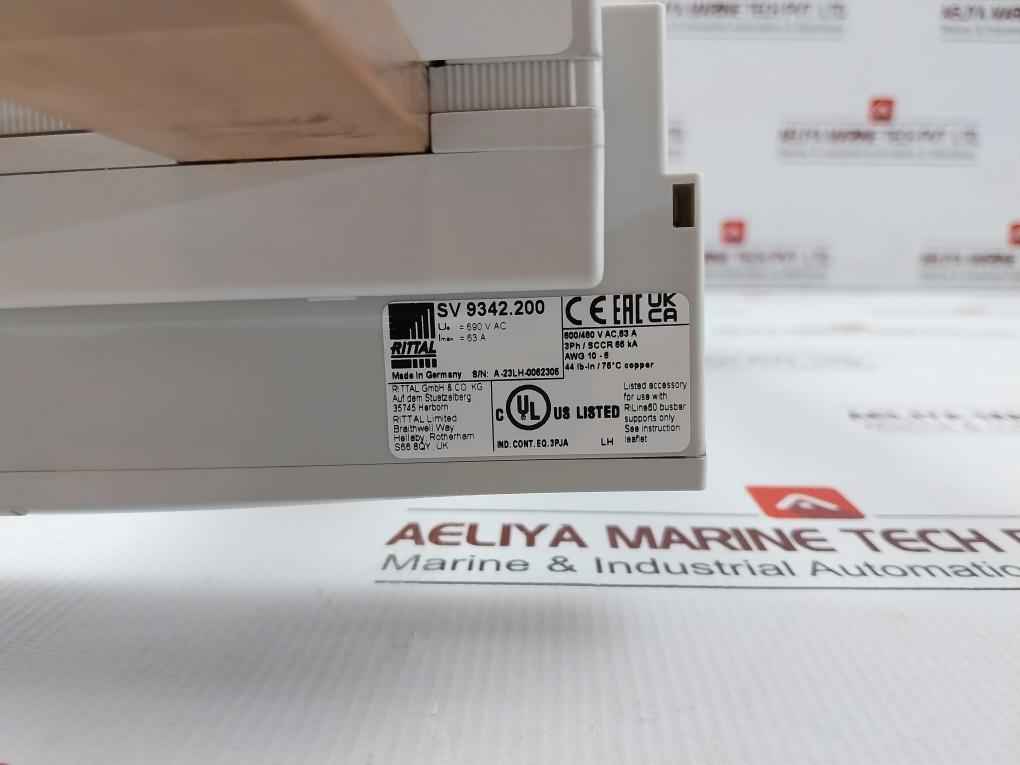 Rittal Sv 9340.000 Busbar System 3ph 600/480vac 63a Awg10-6 44 Lb-in/75c Copper Rails