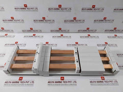 Rittal Sv 9340.000 Busbar System 3ph 600/480vac 63a Awg10-6 44 Lb-in/75c Copper Rails