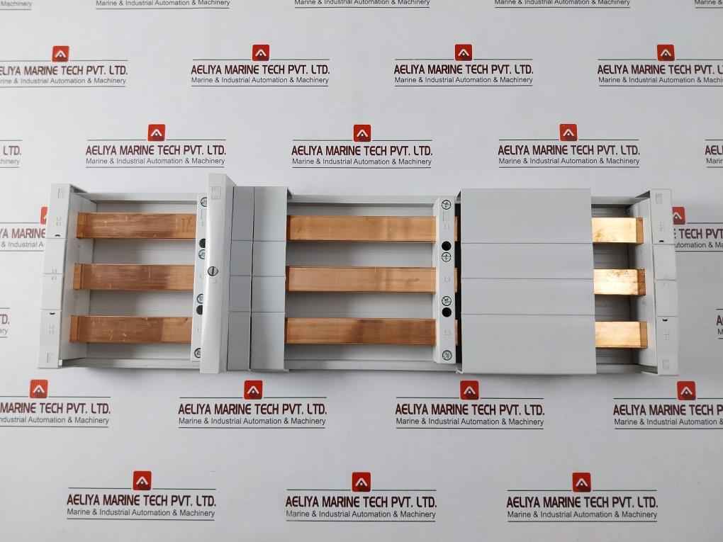 Rittal Sv 9340.000 Busbar System 3ph 600/480vac 63a Awg10-6 44 Lb-in/75c Copper Rails