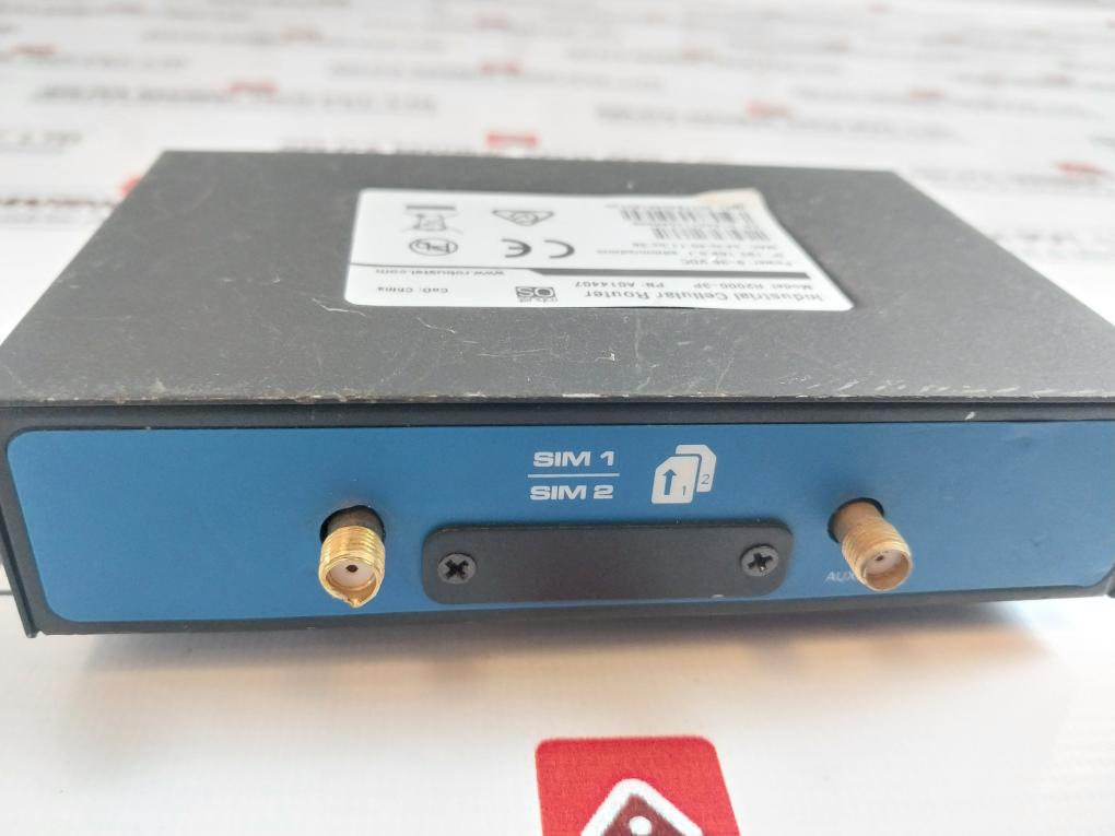 Robustel R2000-3P Industrial Cellular Router
