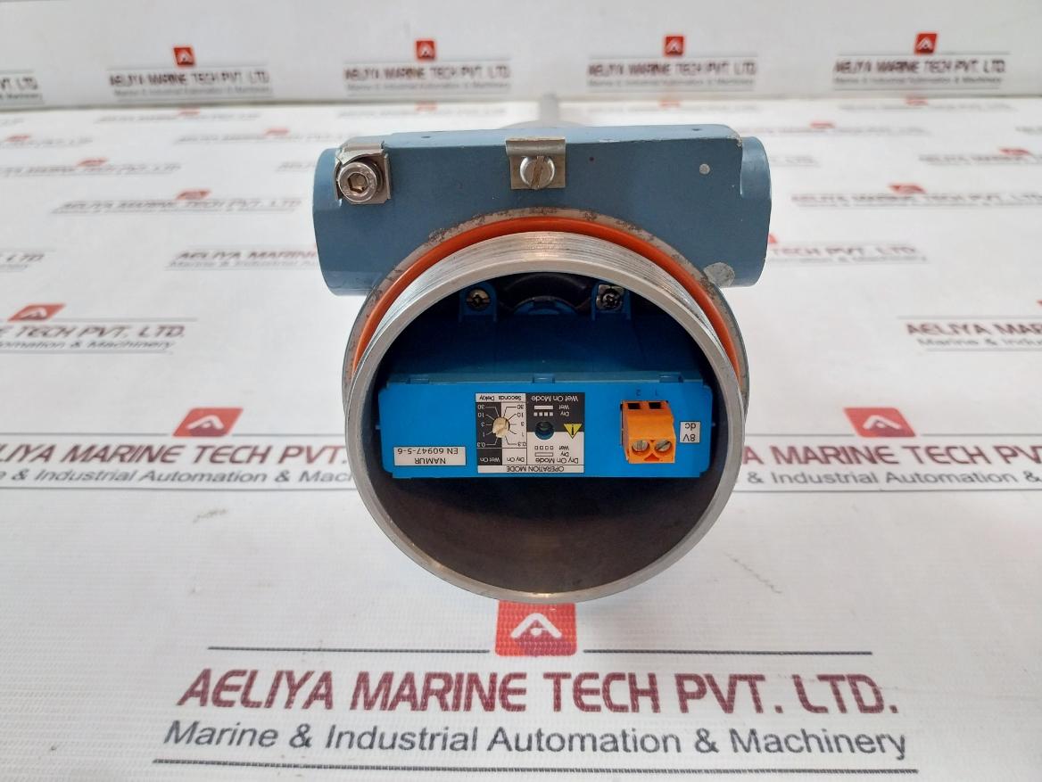 Rosemount 2120 Explosion Proof Vibrating Fork Level Switch 8Vdc 19 Bar