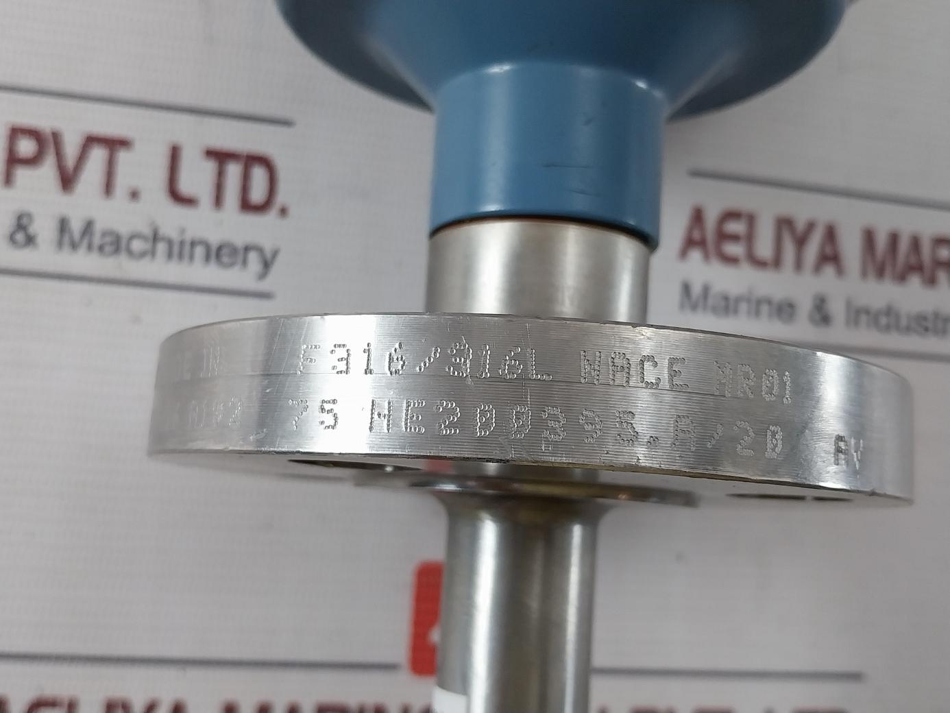 Rosemount 2120 Explosion Proof Vibrating Fork Level Switch 8Vdc 19 Bar