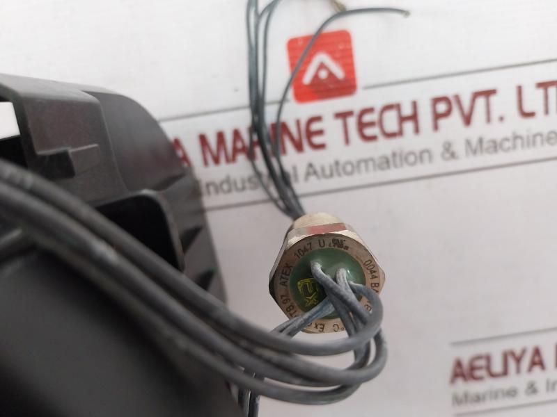 Rosemount 2410 Level Gauge Storage Tank Hub 9240040585 A Ar 9240040-104 A 94V