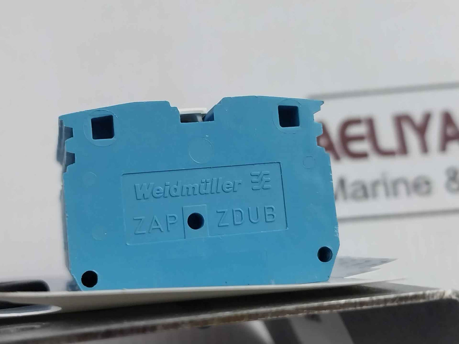 Rosemount 2410 Tb Std Exi Terminal Block 600V 20A 2.5Mm2 800V 7000003-142