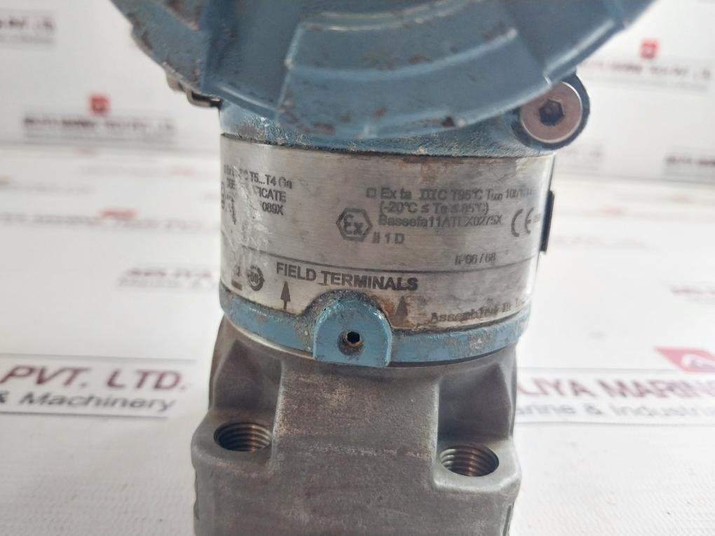 Rosemount 3051Cd2A22A1As1I1M5Q4Q8D4Cnhr7 Hart Pressure Transmitter 4-20Ma