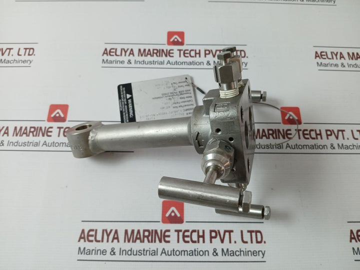 Rosemount 3095Mfc Compact Orifice Flow Meter Rev: Ab Pn100 0.5