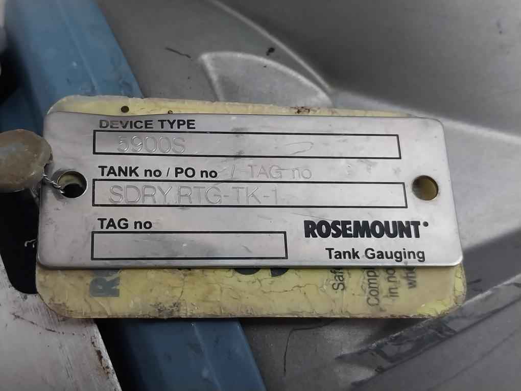 Rosemount 5900S-p21Fi701A1 5900 Series Radar Level Gauge Ip66, Ip67 30V 300Ma