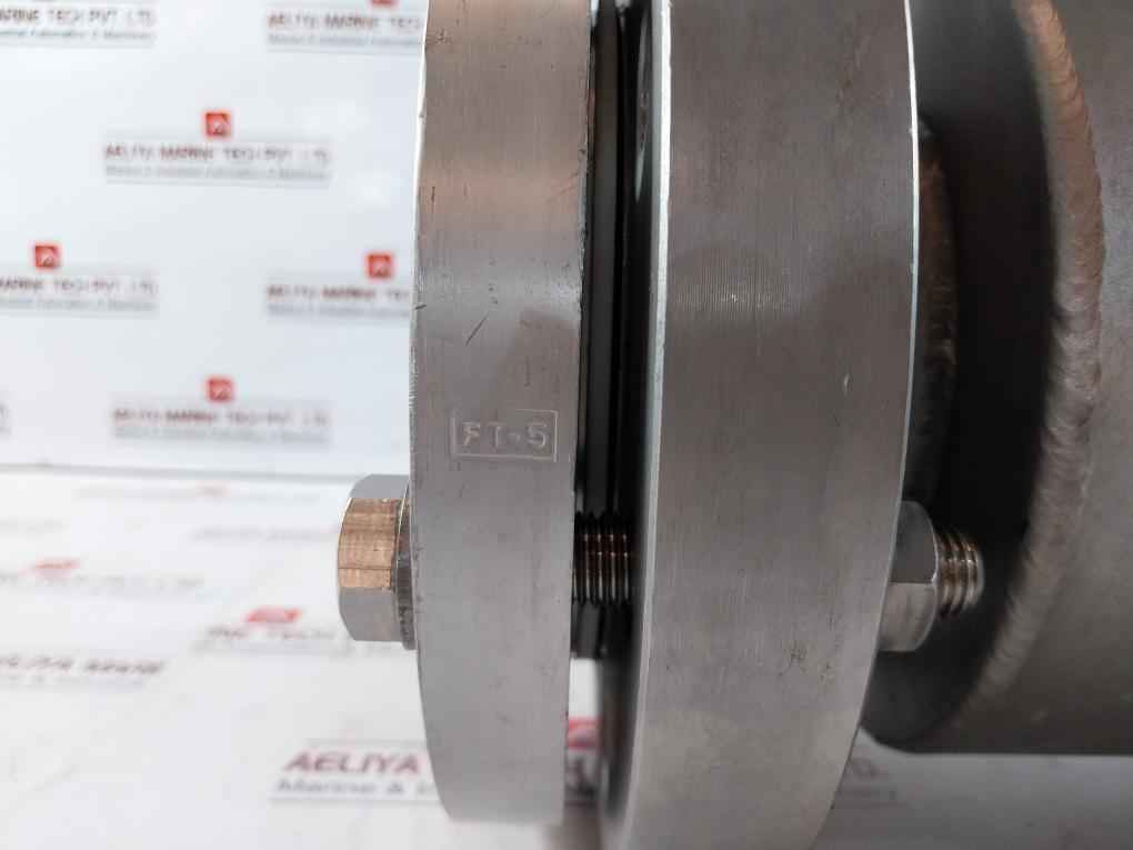 Rosemount 8705Tse040P3M0K1Sh Magnetic Flowtube -50°C To +60°C Yth16119 Rev.Ab