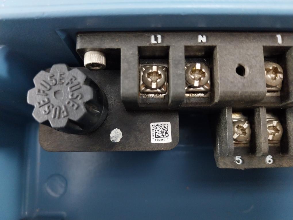 Rosemount 8712Esr1A1Nam4 Magnetic Flow Meter Transmitter 90-250 Vac 50/60 Hz