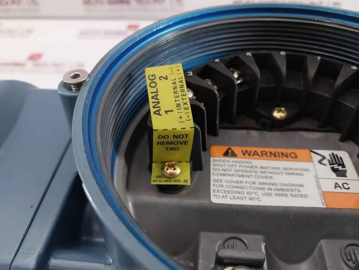 Rosemount 8750Wdmr1A1Fnsa030Ca1 Magnetic Flow Transmitter Rev: Ac Ip66 90-250Vac