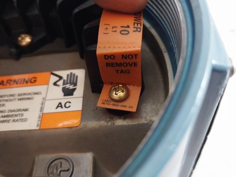 Rosemount 8750Wdmt1A1Ftha025Ca1M4 Transmitter 4-20Ma 50/60Hz