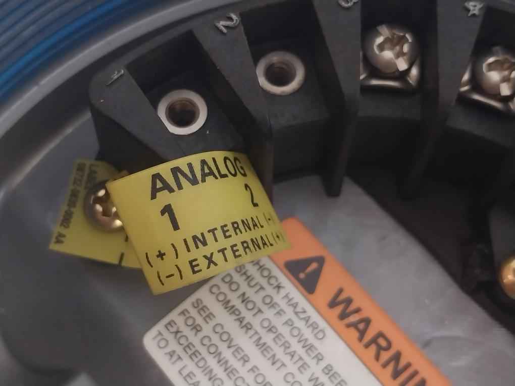 Rosemount 8750Wdmt1A1Ftsa010Ca1C1M4 Magnetic Flowmeter Rev: Ac Ip66 90-250 Vac