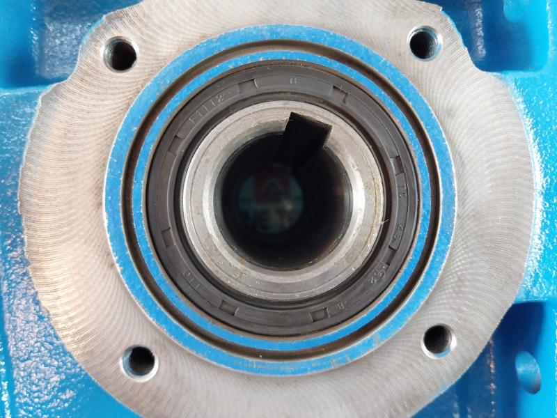 Rossi Motoriduttori Ms711-4 3-phase Motor & Brake W/ Mriv 62 U02A Gear Box 50Hz