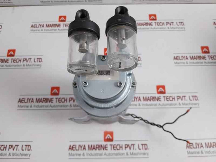 Rotary Vane Vacuum Pump 60/50Hz 220-240 Volt Gast 1531-107B-g289X