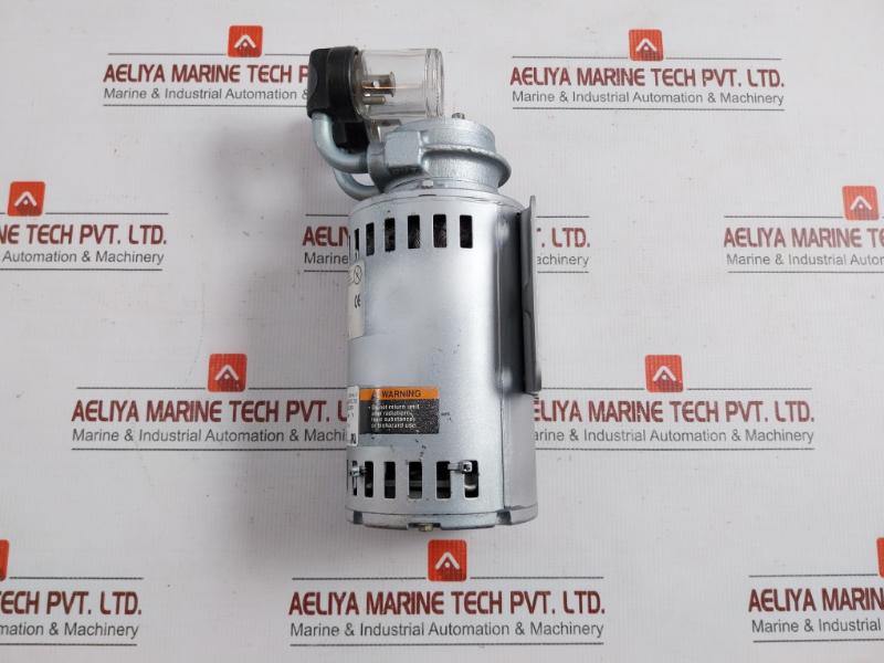Rotary Vane Vacuum Pump 60/50Hz 220-240 Volt Gast 1531-107B-g289X