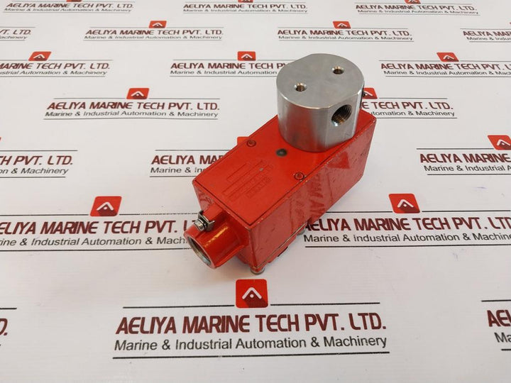 Rotex 30310-3-2R-b5-s2 Direct Acting Solenoid Valve 110V-50Hz