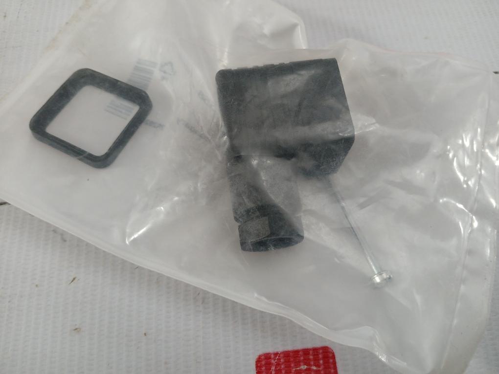 Rs-Solenoid-Valve-Connector-541-5558-209023-5