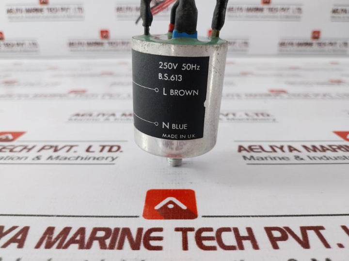 RS 238-390 5A Mains Filter, 250V 50Hz, B.S.613