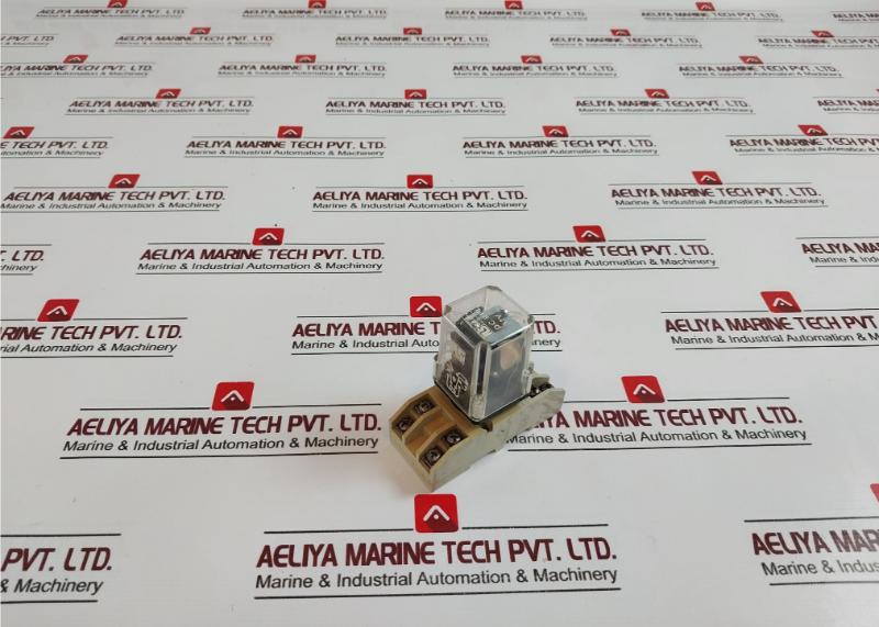 Rs 348-756 Plug In Power Relay With Socket 401-009 12vdc