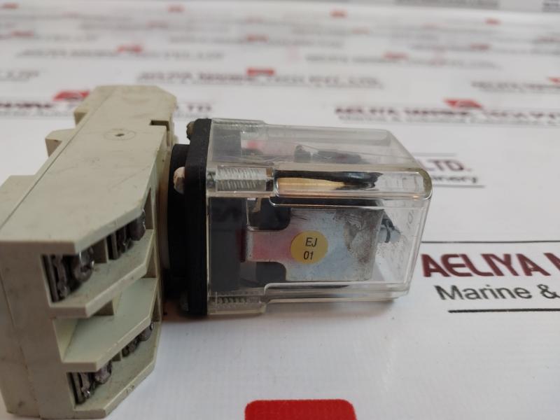 Rs 348-756 Plug In Power Relay With Socket 401-009 12vdc
