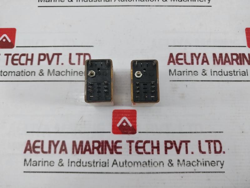 Rs 348-936 Relay 700 Ω 27Vdc