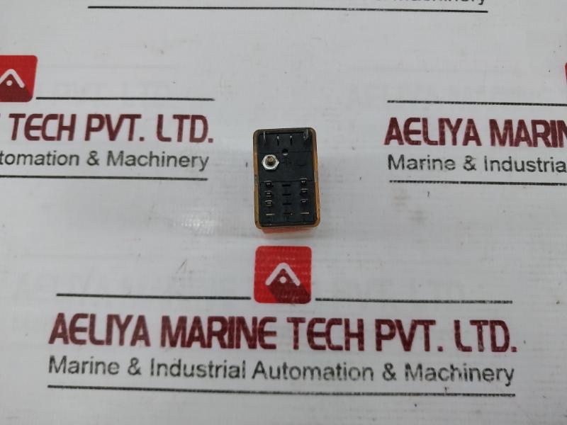 Rs 348-936 Relay 700 Ω 27Vdc