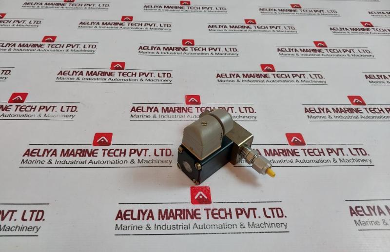 Rs 439-111 Pressure Regulator, 211-35.2