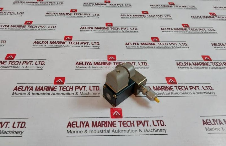 Rs 439-111 Pressure Regulator, 211-35.2