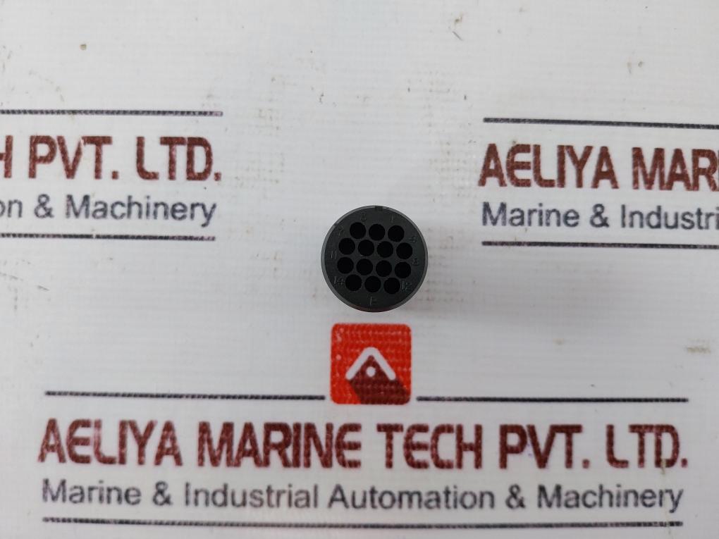 Rs 484-206 Metal Shell Connector