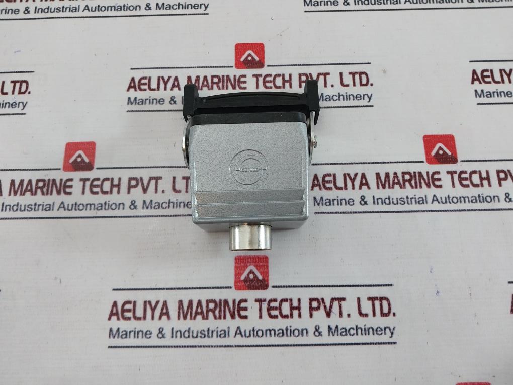 Rs 486-690 6 Way Skt Coupler Connector