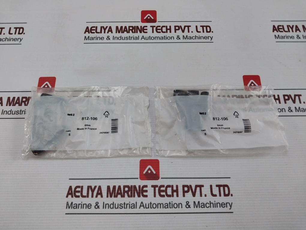 Rs 812-106 Tube-to-tube Adaptor (1 Packet = 5 Pcs)