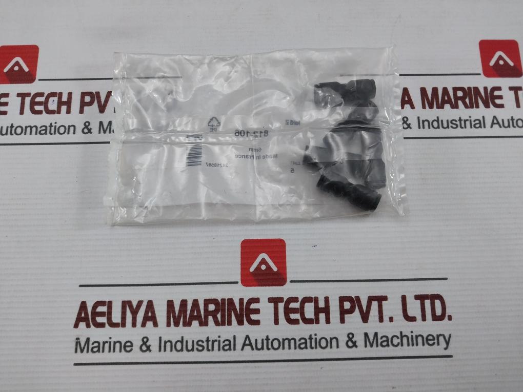 Rs 812-106 Tube-to-tube Adaptor (1 Packet = 5 Pcs)