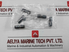 Rs 812-106 Tube-to-tube Adaptor (1 Packet = 5 Pcs)