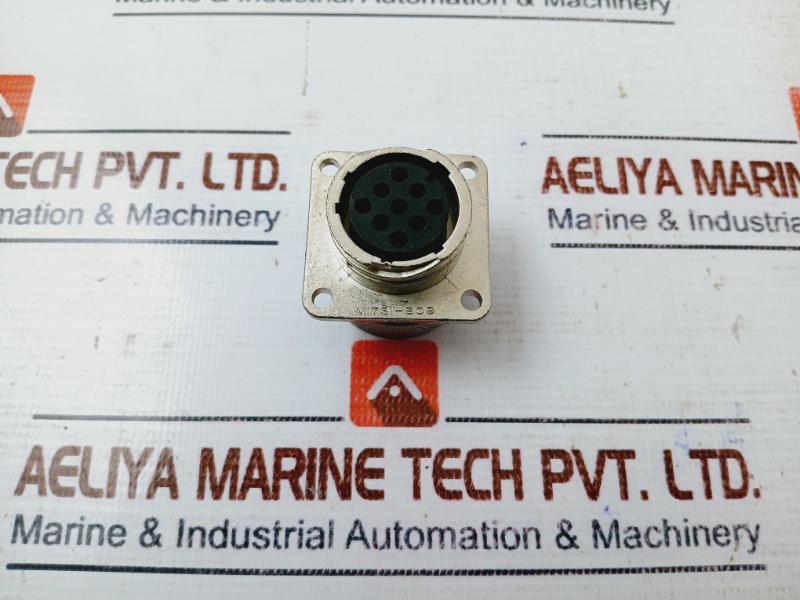 RS Components 484-341 Triad 9 Way Panel Socket Shell M1731-S09