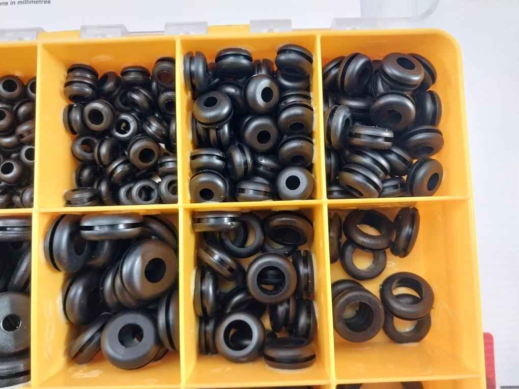 Rs Components 541-056 Pvc Grommet Kit (Incomplete)